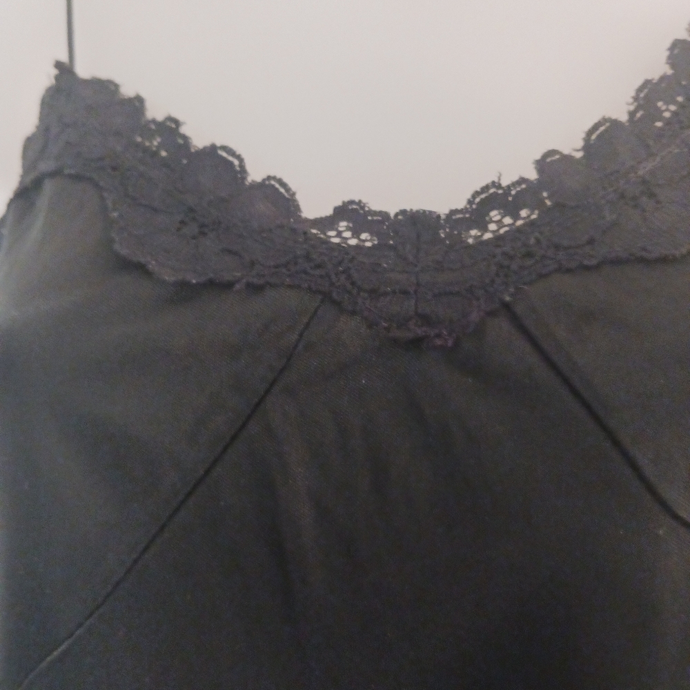 Black Cami - Picture 2 of 4
